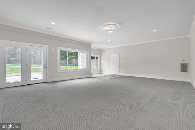 10911 CHANDLER RD, Potomac, MD 20854