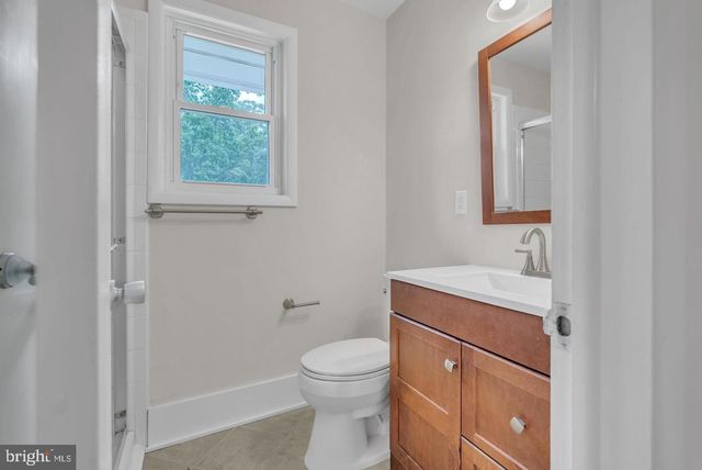 10911 CHANDLER RD, Potomac, MD 20854