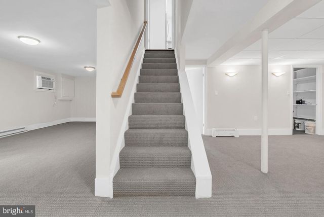 10911 CHANDLER RD, Potomac, MD 20854