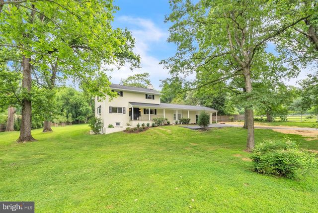 10911 CHANDLER RD, Potomac, MD 20854
