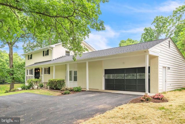 10911 CHANDLER RD, Potomac, MD 20854