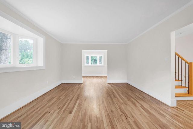10911 CHANDLER RD, Potomac, MD 20854