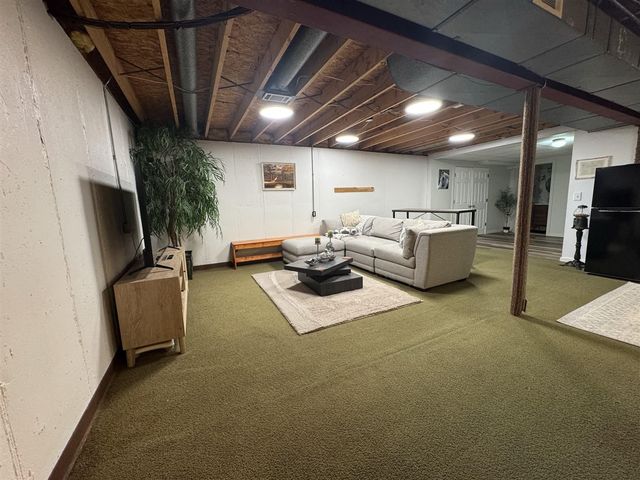 3602 Woodbridge Lane, Portage, MI 49024