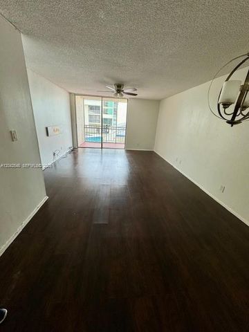 2029 NW 46th Ave E202, Lauderhill, FL 33313