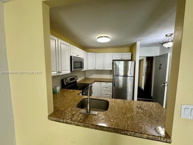 2029 NW 46th Ave E202, Lauderhill, FL 33313