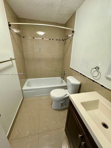 2029 NW 46th Ave E202, Lauderhill, FL 33313