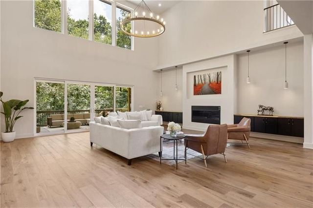 680 Carriage Drive, Sandy Springs, GA 30328