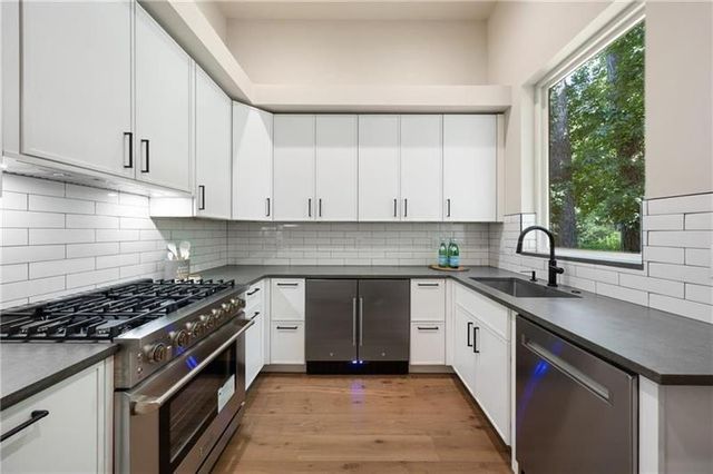 680 Carriage Drive, Sandy Springs, GA 30328
