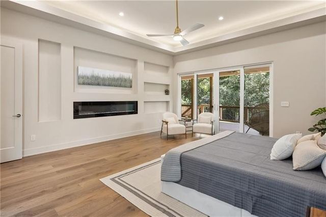 680 Carriage Drive, Sandy Springs, GA 30328