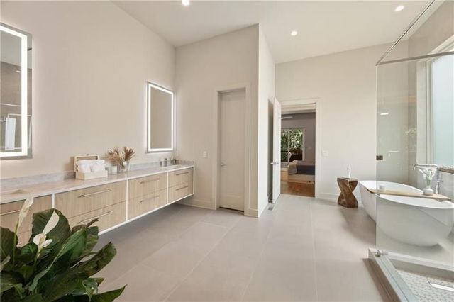680 Carriage Drive, Sandy Springs, GA 30328