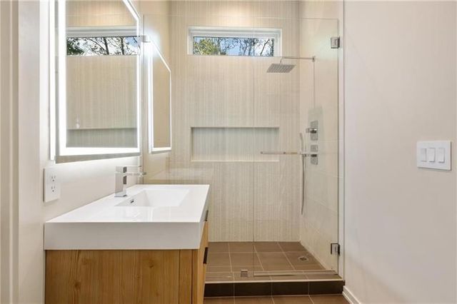 680 Carriage Drive, Sandy Springs, GA 30328