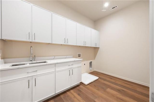 680 Carriage Drive, Sandy Springs, GA 30328