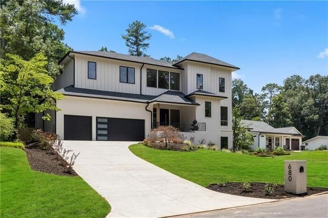 680 Carriage Drive, Sandy Springs, GA 30328