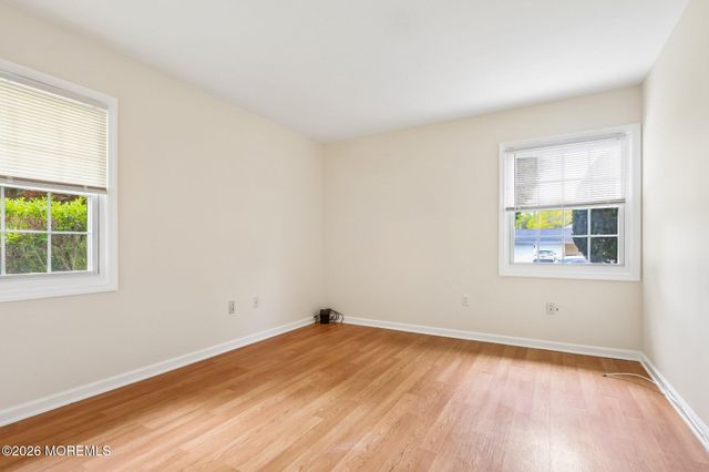 6 Wister Place, Matawan, NJ 07747