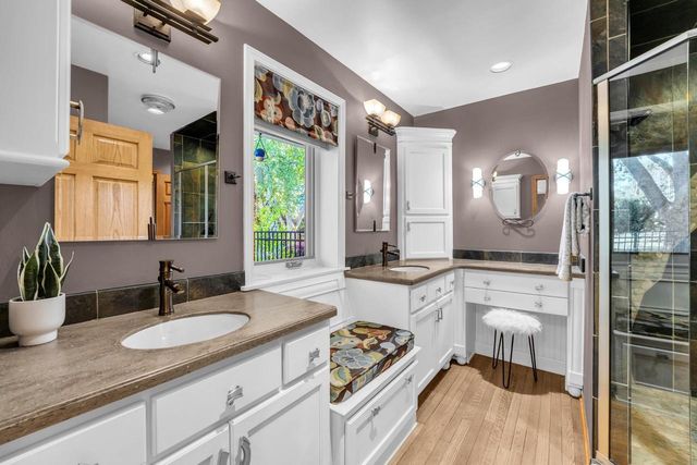 400 W Revere ROAD, Mequon, WI 53092