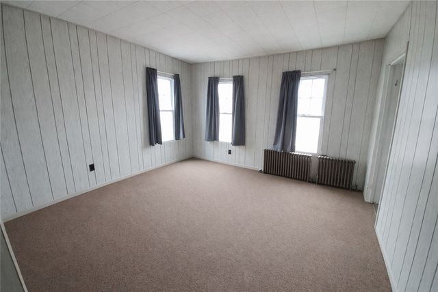 912 Washington Ave, Monaca, PA 15061