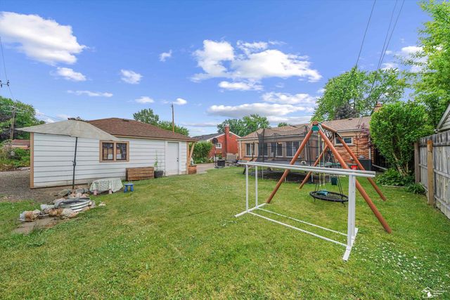 3264 Maple Drive, Melvindale, MI 48122