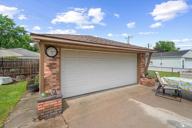 3264 Maple Drive, Melvindale, MI 48122