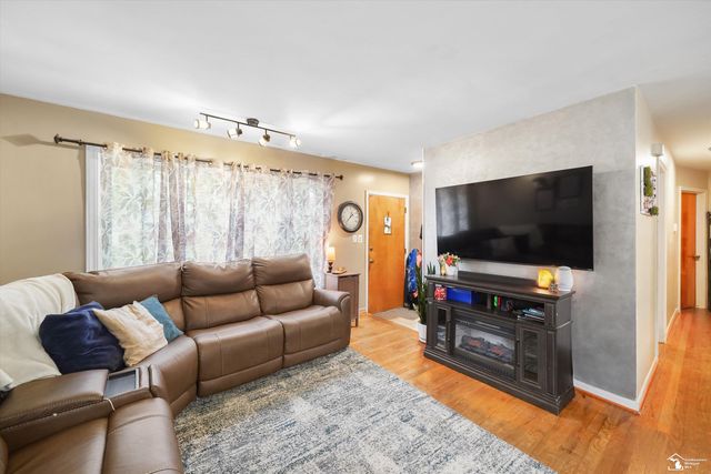 3264 Maple Drive, Melvindale, MI 48122