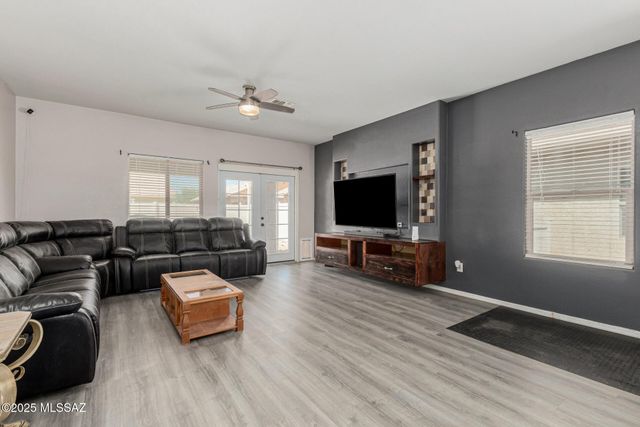 20902 E Frontier Road, Red Rock, AZ 85145