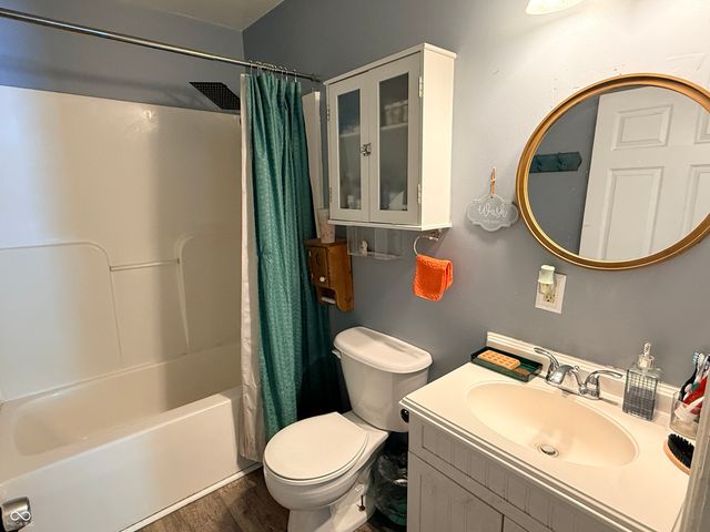 450 Kessler Boulevard, Seymour, IN 47274