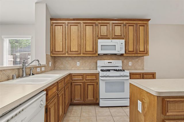 15355 Ochre Leaf Trail, Cypress, TX 77433