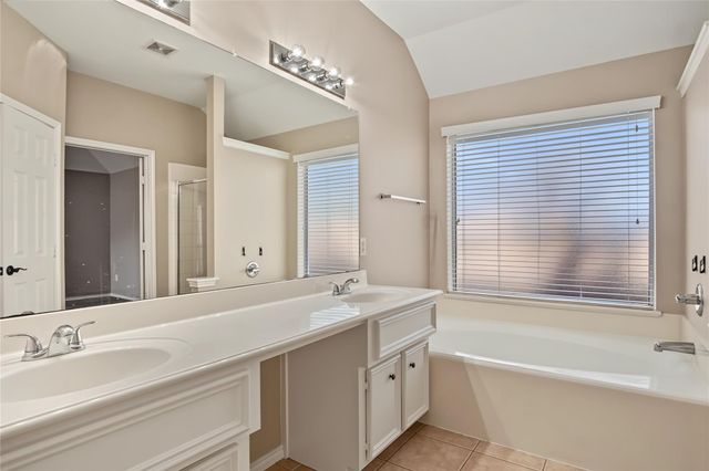 15355 Ochre Leaf Trail, Cypress, TX 77433