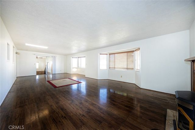 4232 Coyote Road, Phelan, CA 92371