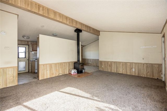 4232 Coyote Road, Phelan, CA 92371