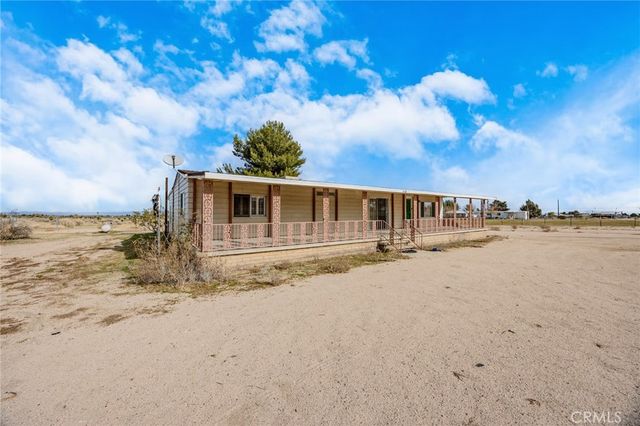 4232 Coyote Road, Phelan, CA 92371