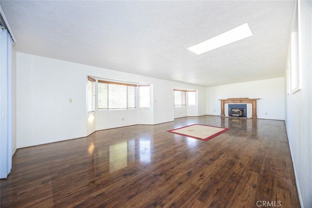 4232 Coyote Road, Phelan, CA 92371