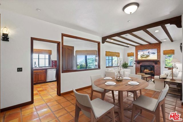 4211 Avenida De La Encinal GH, Malibu, CA 90265