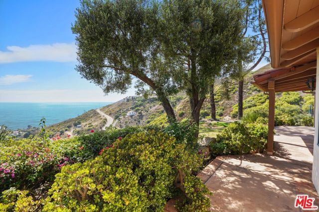 4211 Avenida De La Encinal GH, Malibu, CA 90265