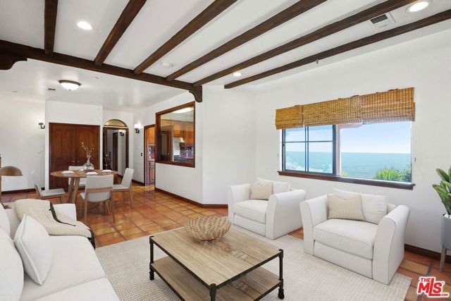 4211 Avenida De La Encinal GH, Malibu, CA 90265