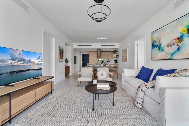 9901 W Bay Harbor Drive 502, Bay Harbor Islands, FL 33154