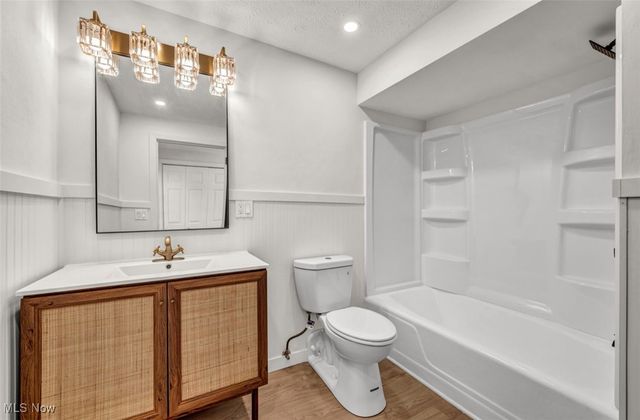 320 Missouri Avenue, Lorain, OH 44052