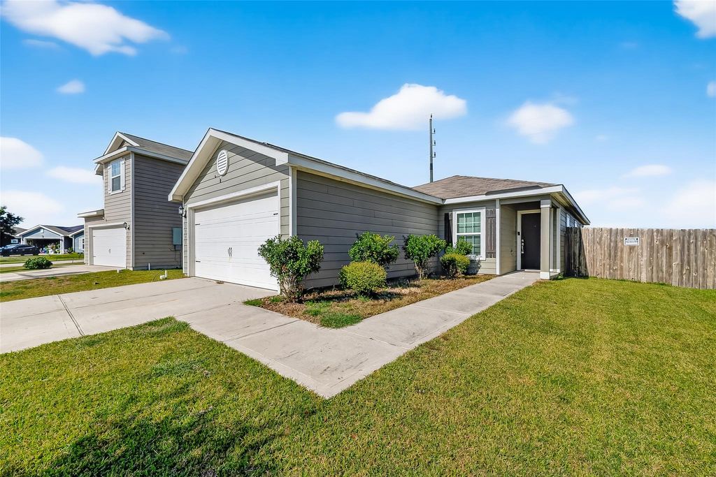 5943 Snapping Turtle Road, Baytown, TX 77523