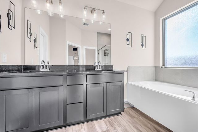 17110 Broadleaf Oak Drive, Hockley, TX 77447