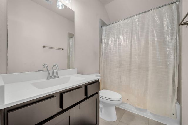 17110 Broadleaf Oak Drive, Hockley, TX 77447