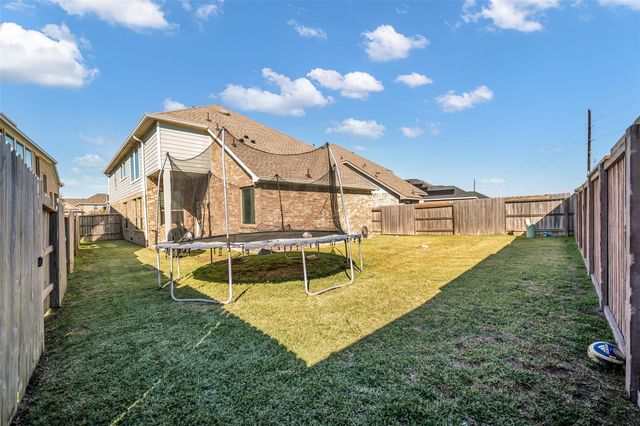17110 Broadleaf Oak Drive, Hockley, TX 77447