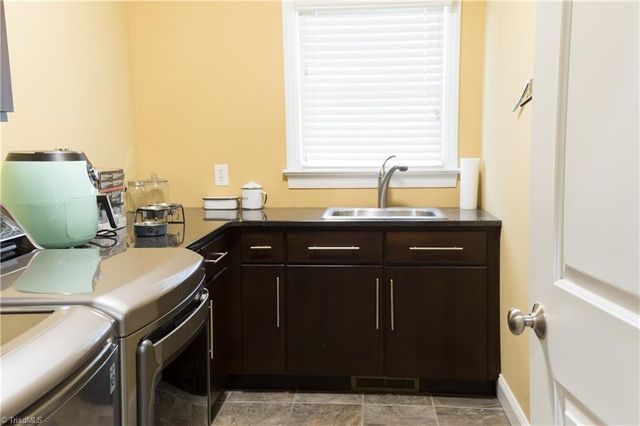 1688 Woodbury Lane, Mount Airy, NC 27030