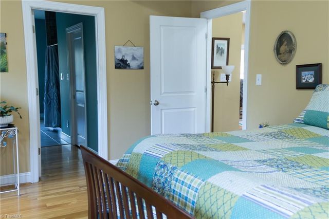 1688 Woodbury Lane, Mount Airy, NC 27030