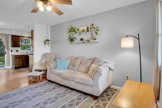 12 FURMAN RD, Dillsburg, PA 17019