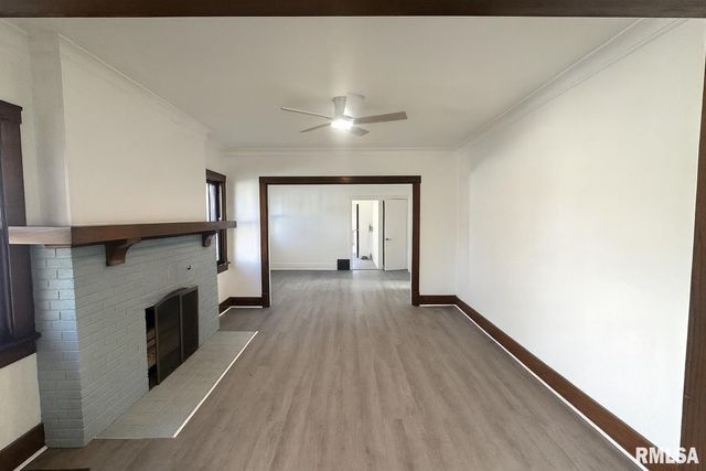 2304 N ELLIS Avenue, Peoria, IL 61604