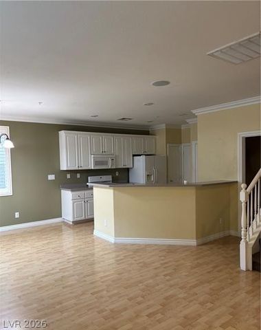 637 Monument Point Street, Henderson, NV 89002