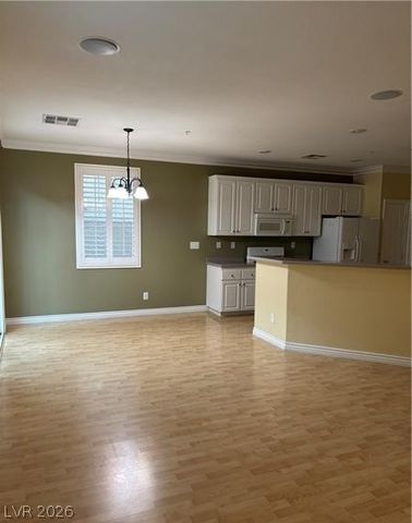 637 Monument Point Street, Henderson, NV 89002