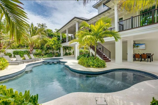 9407 GULF DR, Anna Maria, FL 34216