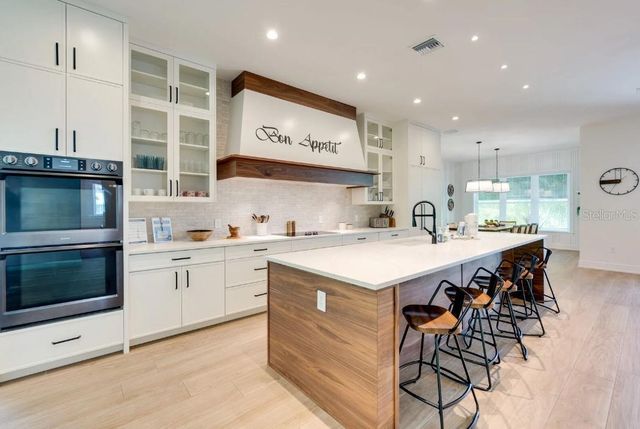 9407 GULF DR, Anna Maria, FL 34216