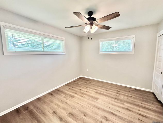 2235 E Contour Dr, Baton Rouge, LA 70809