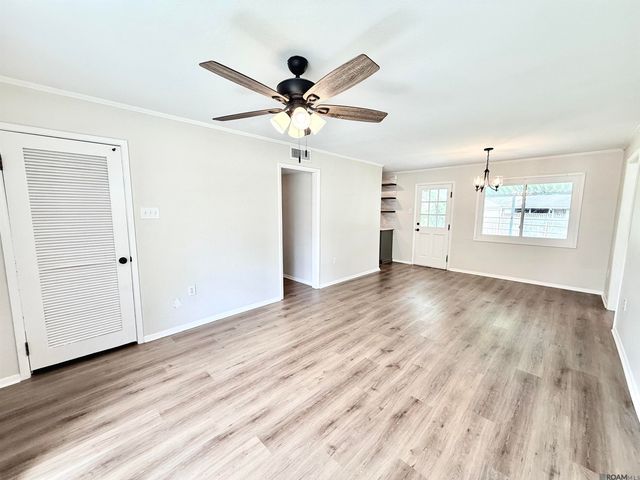 2235 E Contour Dr, Baton Rouge, LA 70809